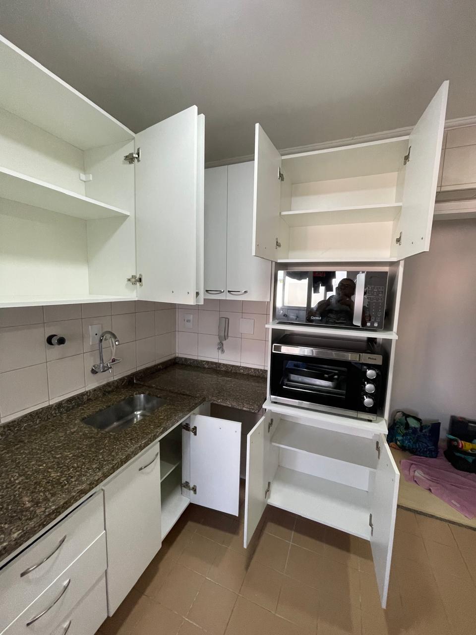 Cozinha em L sob medida
